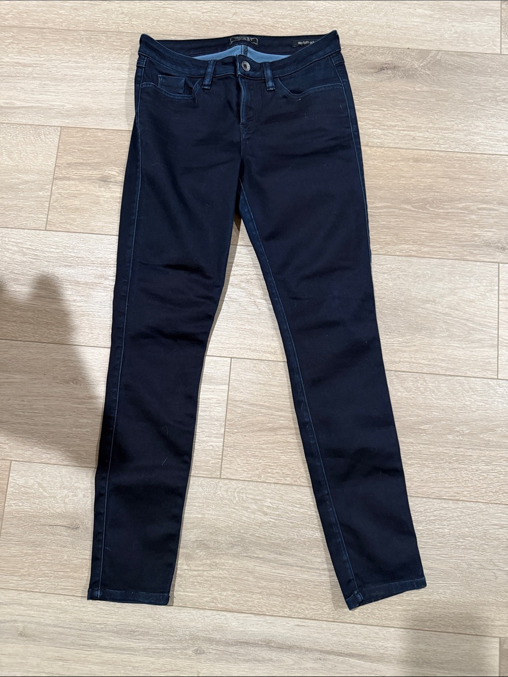 Guess Women's Black Jeggings - Deep Black Stretch